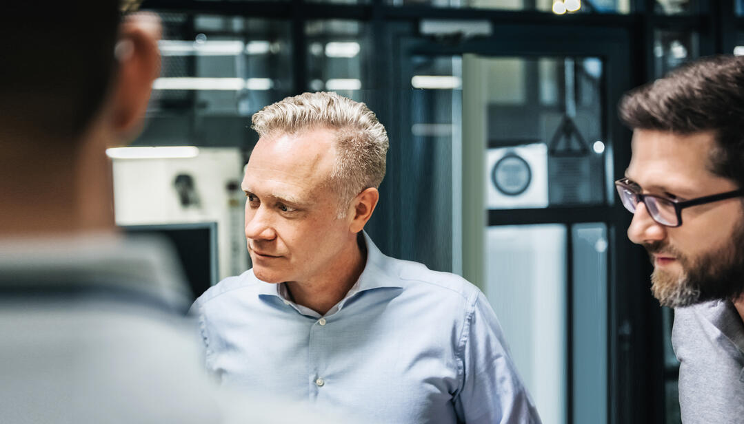 JRS développe des solutions technologiques innovantes et spécifiques aux clients.