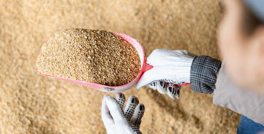 JRS - Votre partenaire solide pour des besoins spécifiques.